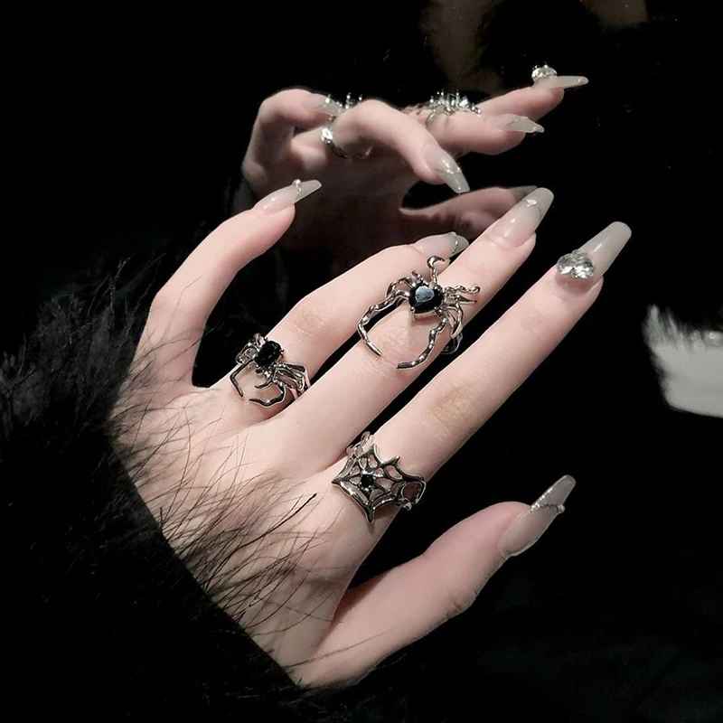Dark Collective Spider Web Gotik Yüzük - Siyah Punk Unisex Takı