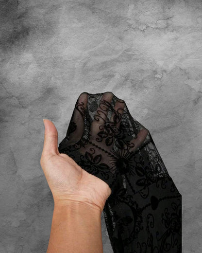 Yeni! Gotik Dantel İşlemeli Bluz